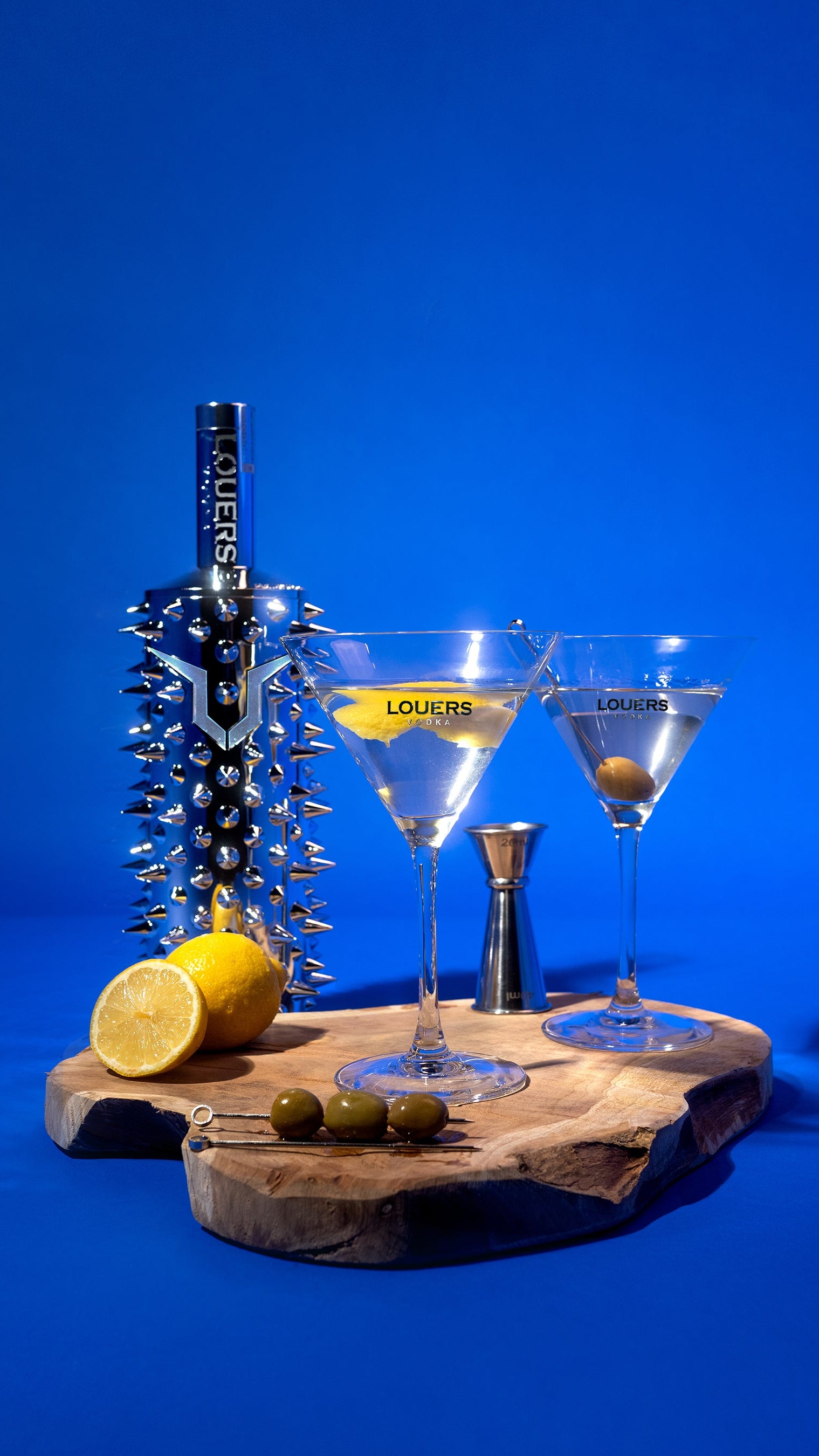 Classic vodka martini with LOUERS vodka